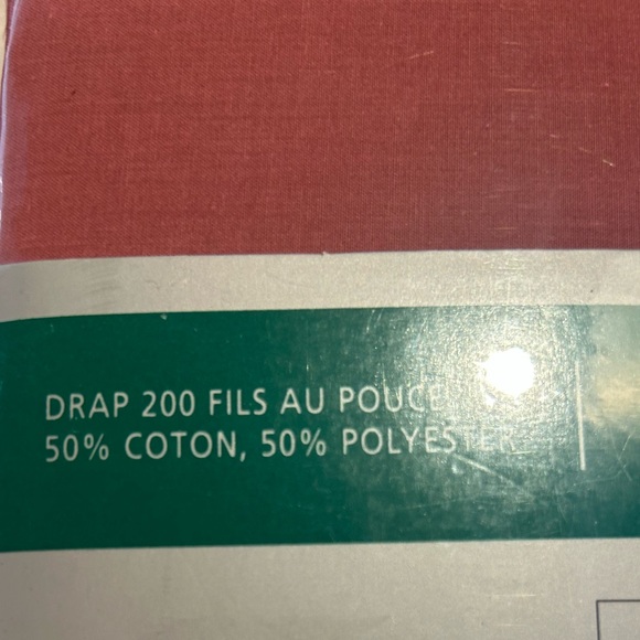 Percale plus 200-thread-count contour sheet - Picture 6 of 8